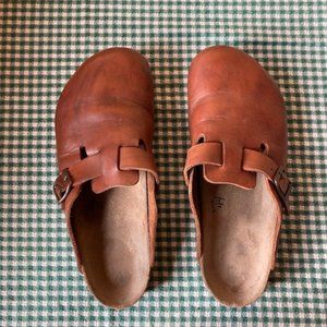 Birkenstock Clog, men's size 44, tan